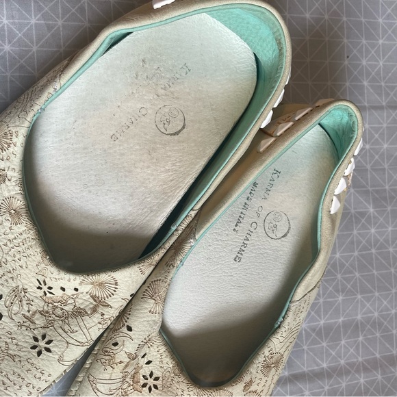 Karma of Charme Ivory Print Leather Embellished Flats 37 - Picture 6 of 7